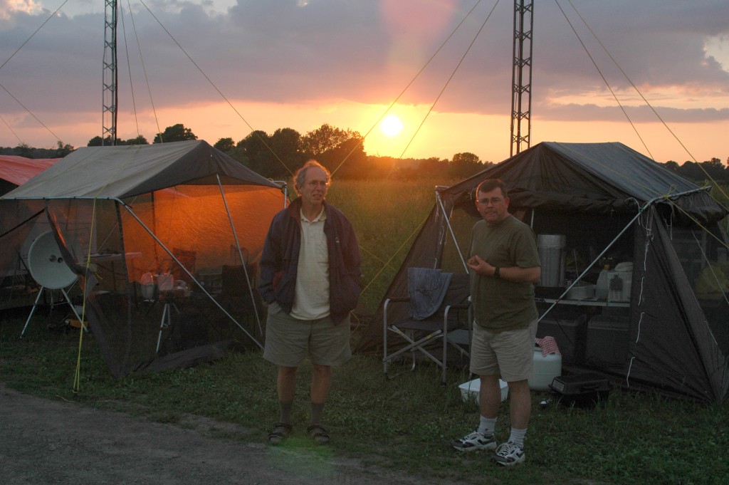 WCARC June 2008 grid expedition photo - Taking a break - Andy VE3NVK and Al VO1NO/VE3