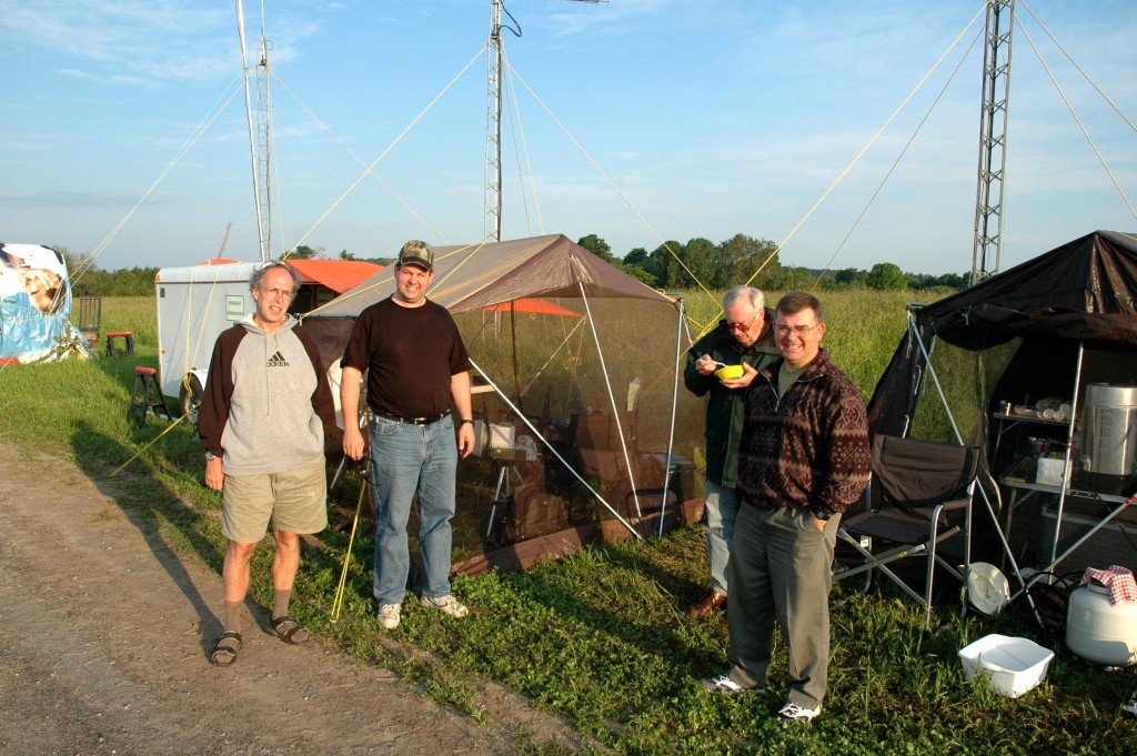 WCARC June 2008 grid expedition photo - early Sunday Andy VE3NVK, Dean VA3CDD, Doug VE3XK, Al VO1NO/VE3